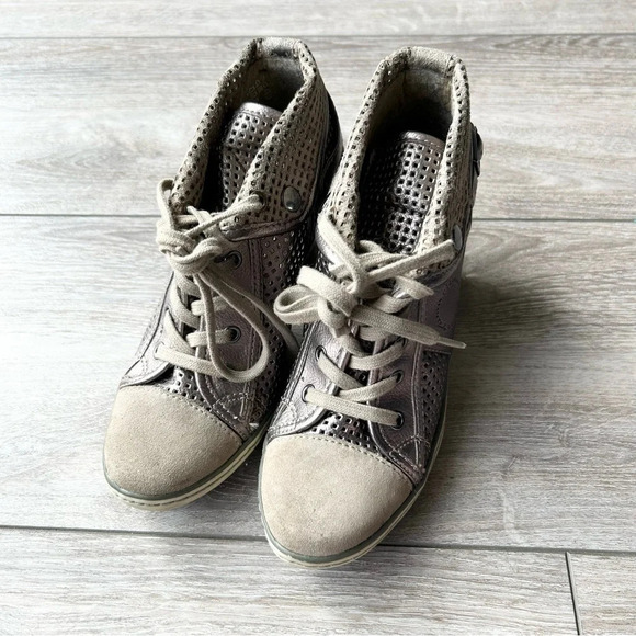 Tamaris  Trend Champagne Perforated Nubuck Leather Fold Over Heeled Sneaker - Picture 2 of 16